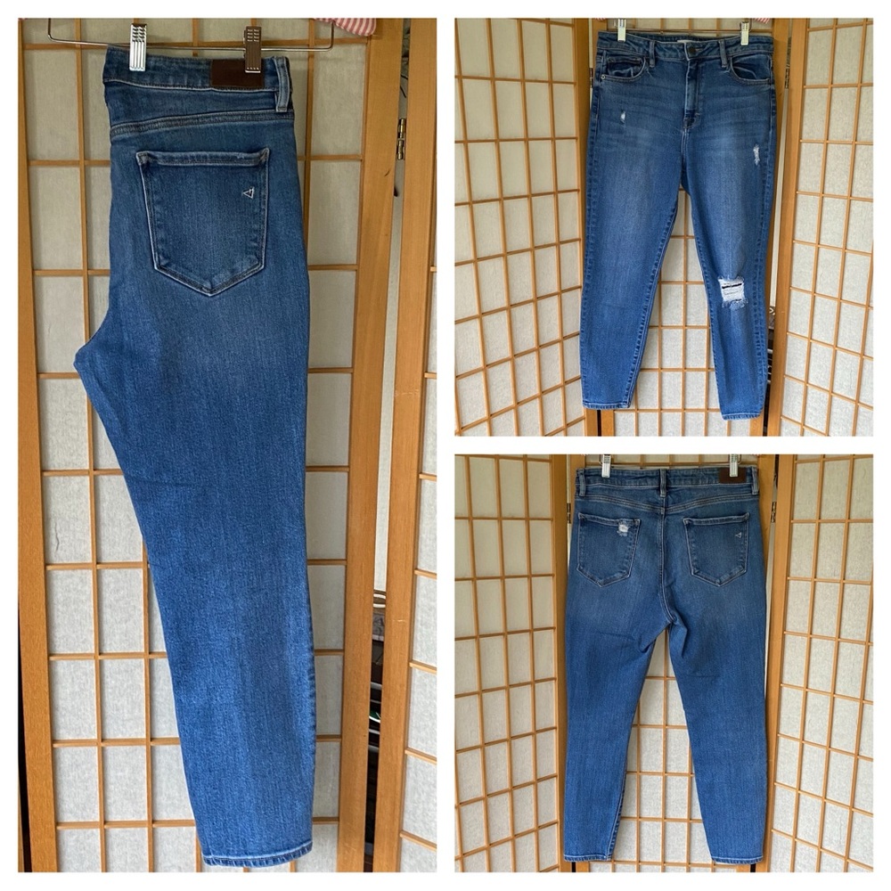 Hidden Blue Distressed Skinny Jeans SZ 31